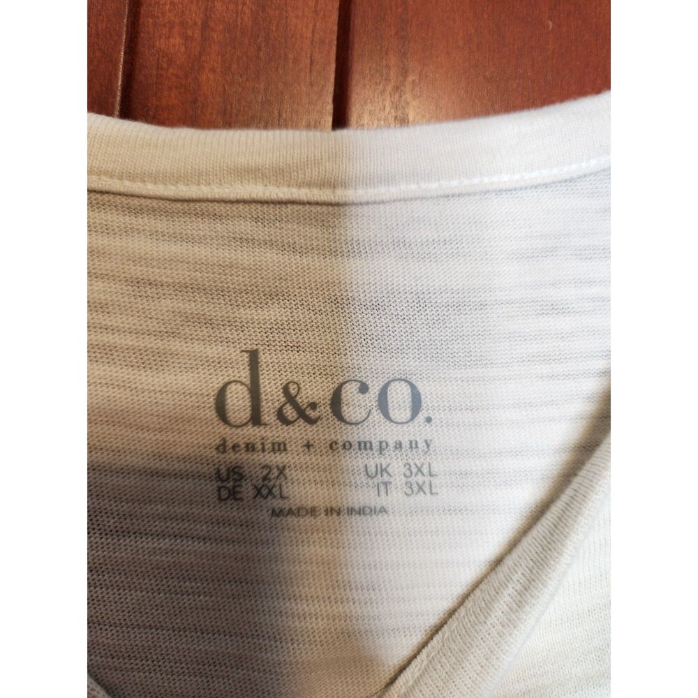 3 Pack of T-Shirts by Chico's & D&Co. Black, Blue, and Off-White Womens Size 2XL - Picture 7 of 13